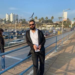 Meet your Posher, Wadhah